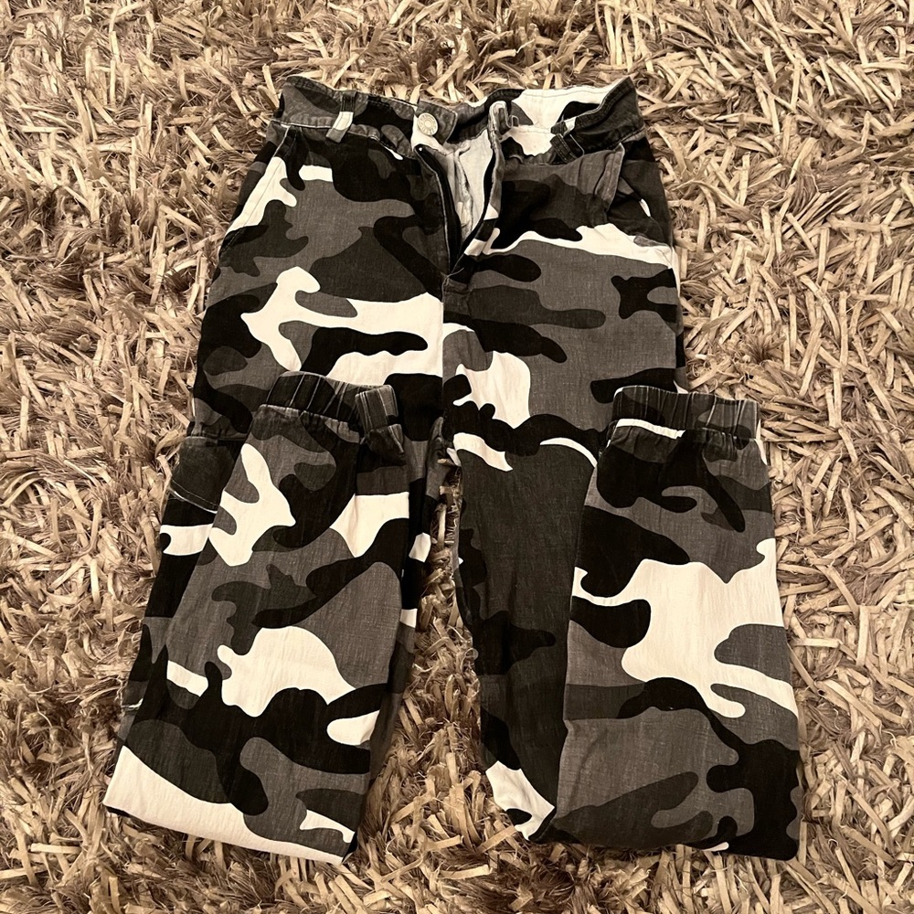 Camo pants